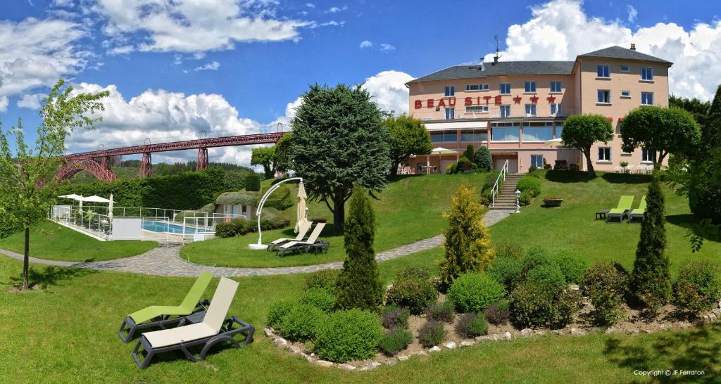 Loubaresse Hotel | Logis Hôtel Beau Site