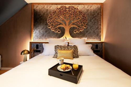 Rostrenen Hotel | Logis Hôtel Jeanne & Jules Hôtel Spa et Restaurant