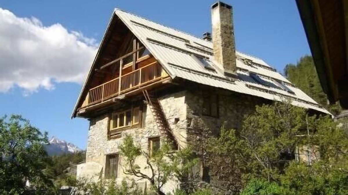 Montbardon Apartment | Logis TRADITION in an old renovated farm in QUEYRAS PARK