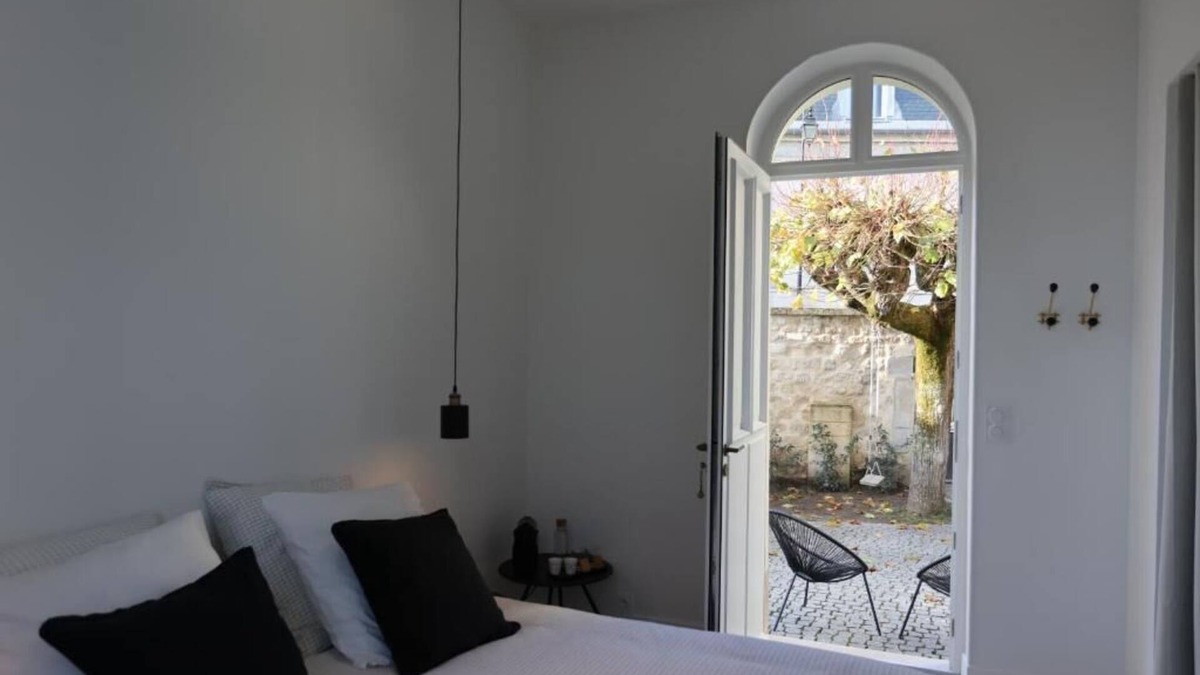 Parmain Bed & Breakfast | Lomalia - Double room with garden view