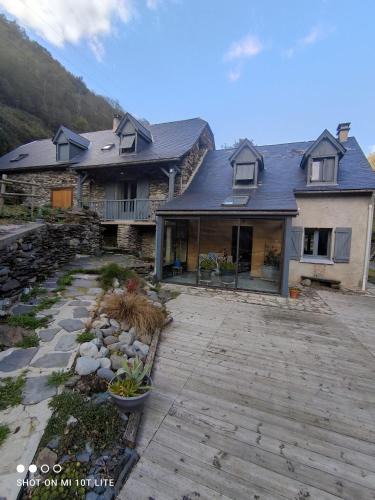 Saligos House | loncas