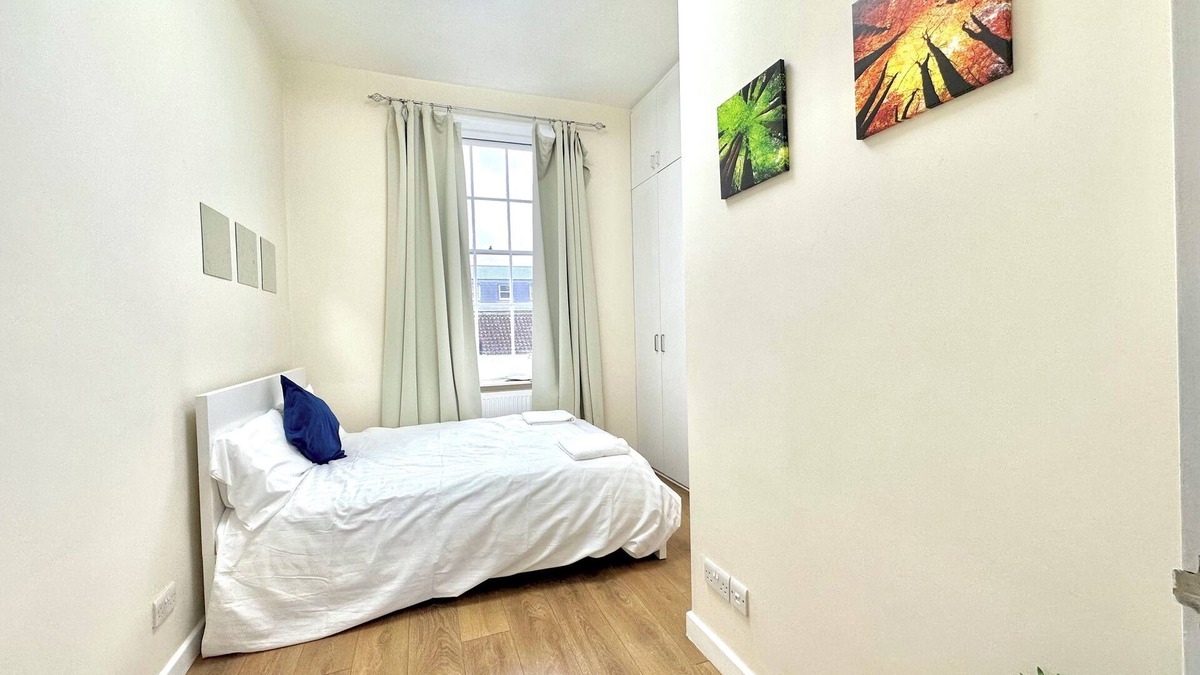 St. Pancras Apartment | London Euston Guest House (b)