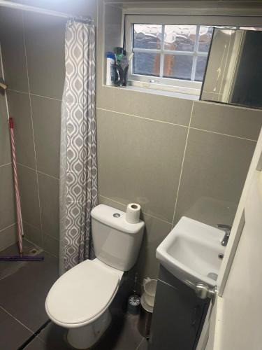 Longbridge Apartment | London