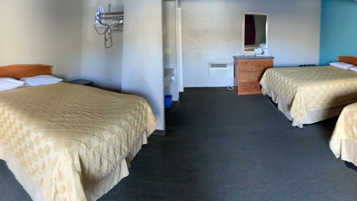 Lone Pine Hotel | Lone Pine Budget Inn