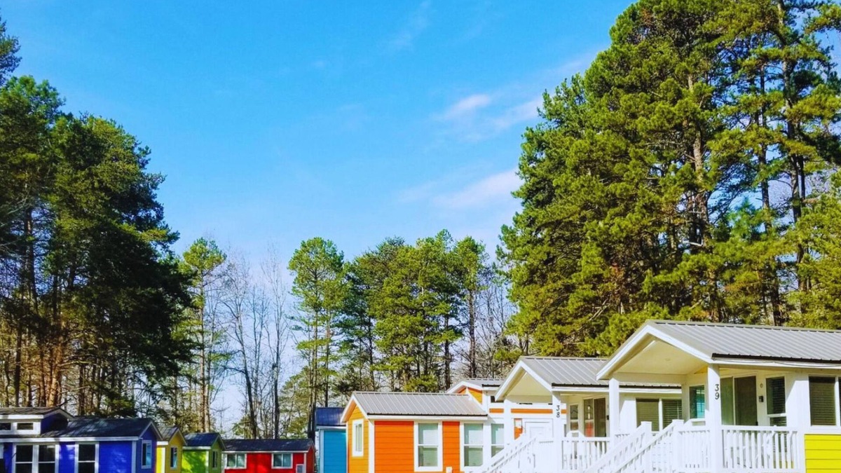 Steele Creek Cabin | Long Cove Resort & Marina