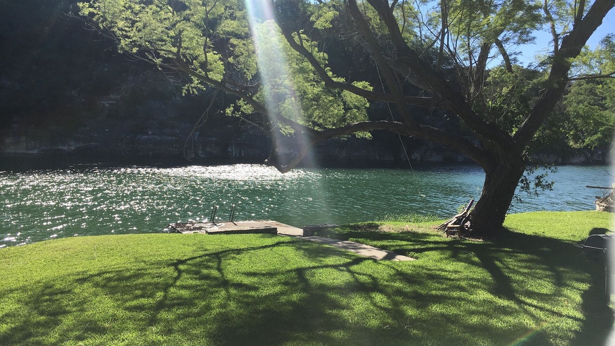 Hunt House | LONG OR SHORT TERM RENTAL ON NORTH FORK/HOUSE AND CABIN WITH PRIVATE RIVERFRONT
