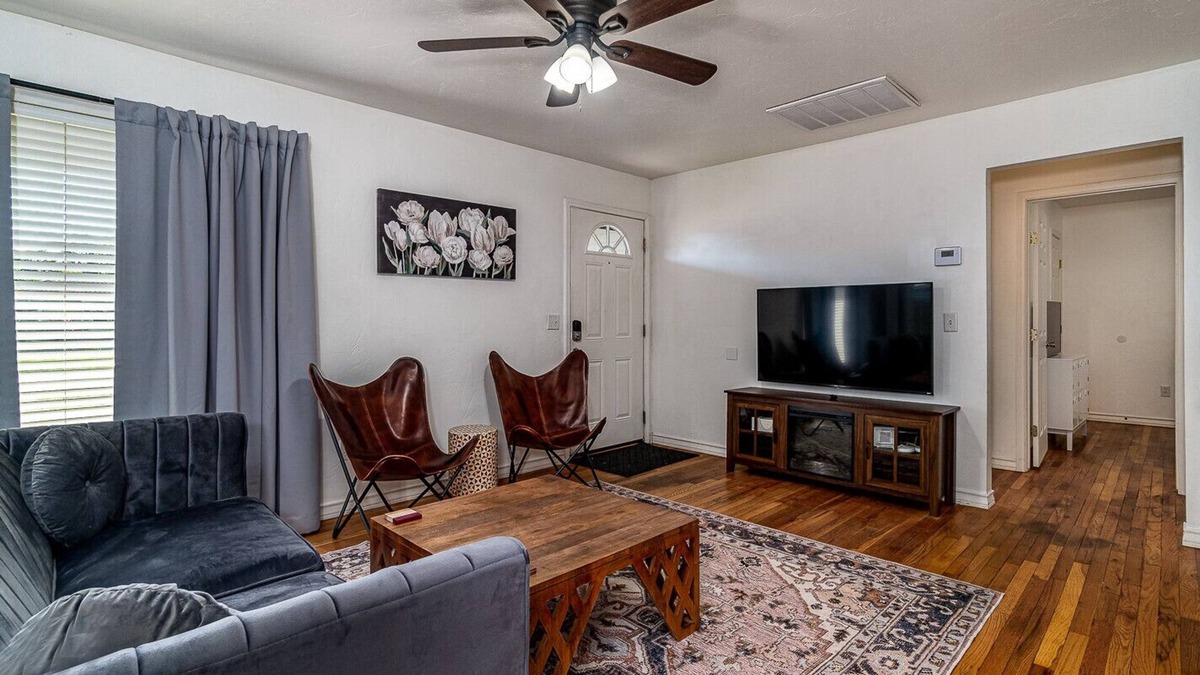 Amarillo House | Long Term Stay - Travel Nurse - Conveniently Located