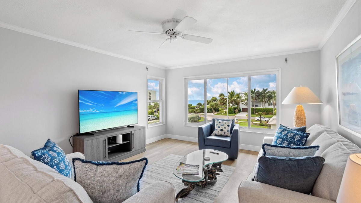 Longboat Key Condo | Longboat Arms #302C by RVA