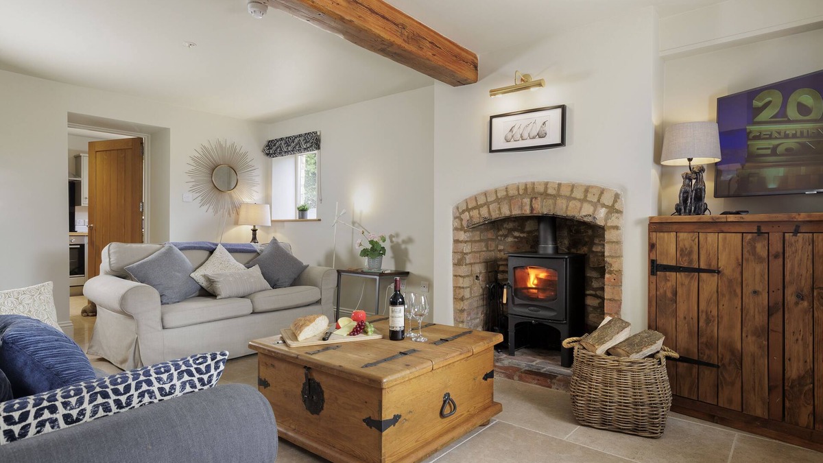 Longborough Cottage | Longborough House - a beautiful house sleeping 10 guests