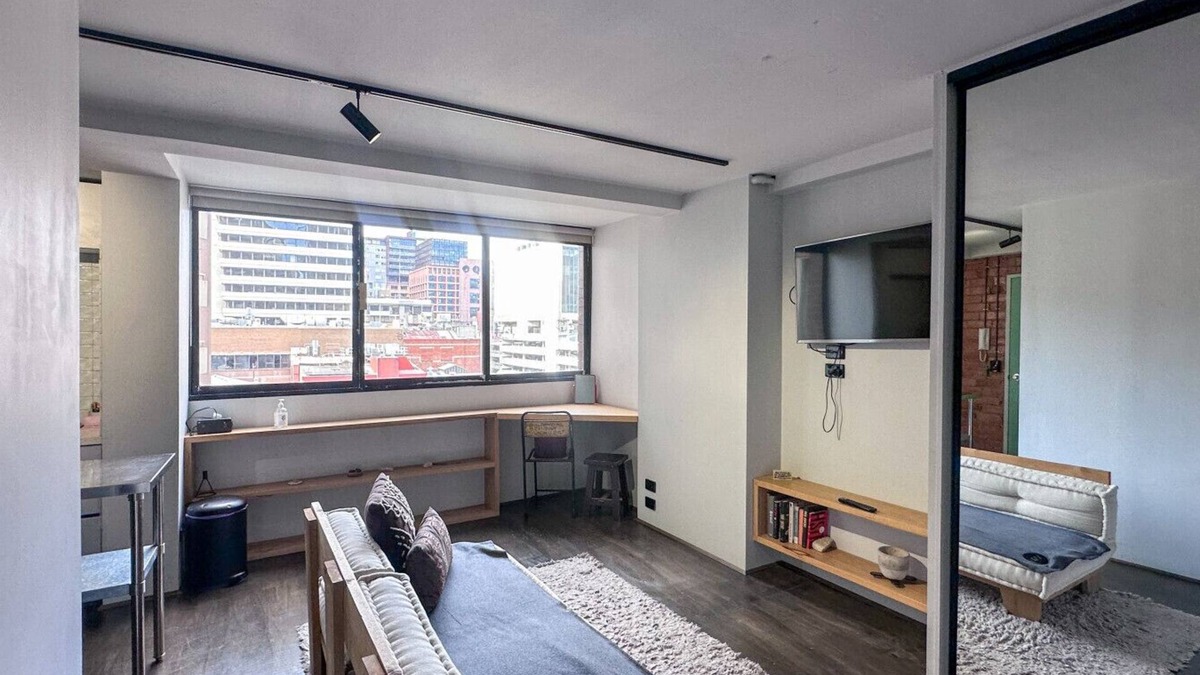 Chinatown Apartment | Lonsdale Street Studio ·
