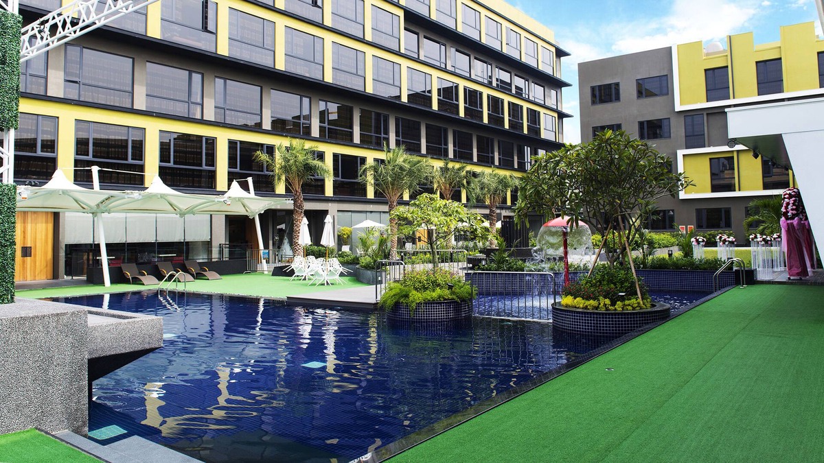 West District Hotel | Look Royal Resort