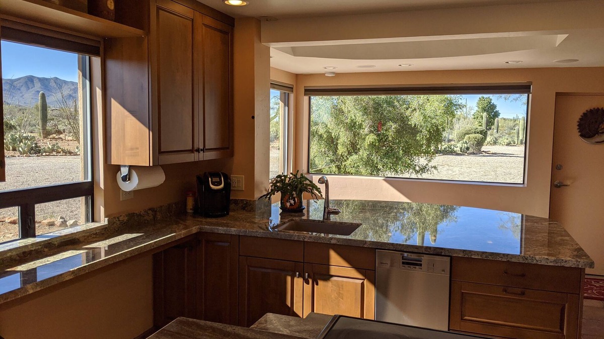 Tucson House | Looking for a getaway? BEAUTIFUL & PRIVATE Guest House! Hiking - Biking - Relax