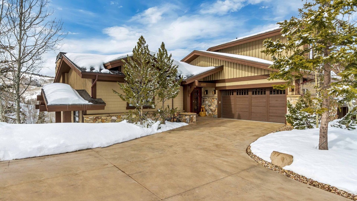 Deer Valley House | Lookout Home - Luxury Homes by Stein Collection by RedAwning