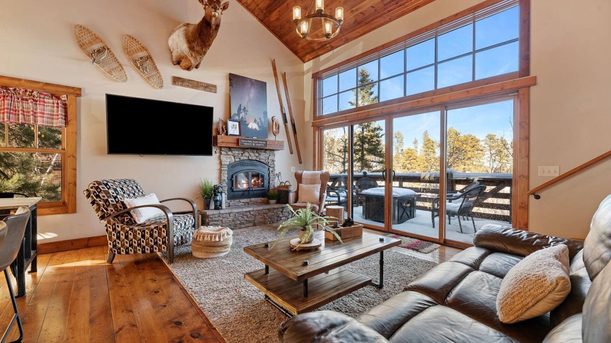 Deadwood Cabin | Lookout Tower - Access to Pool!