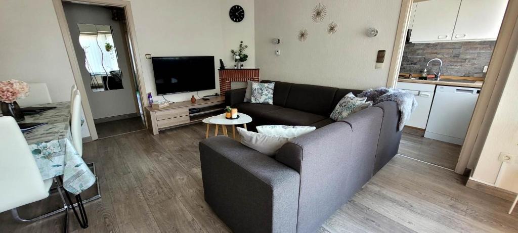 Sint-Idesbald Apartment | LoraJoja appartement à 400m de la mer, parking privatif, 3 chambres