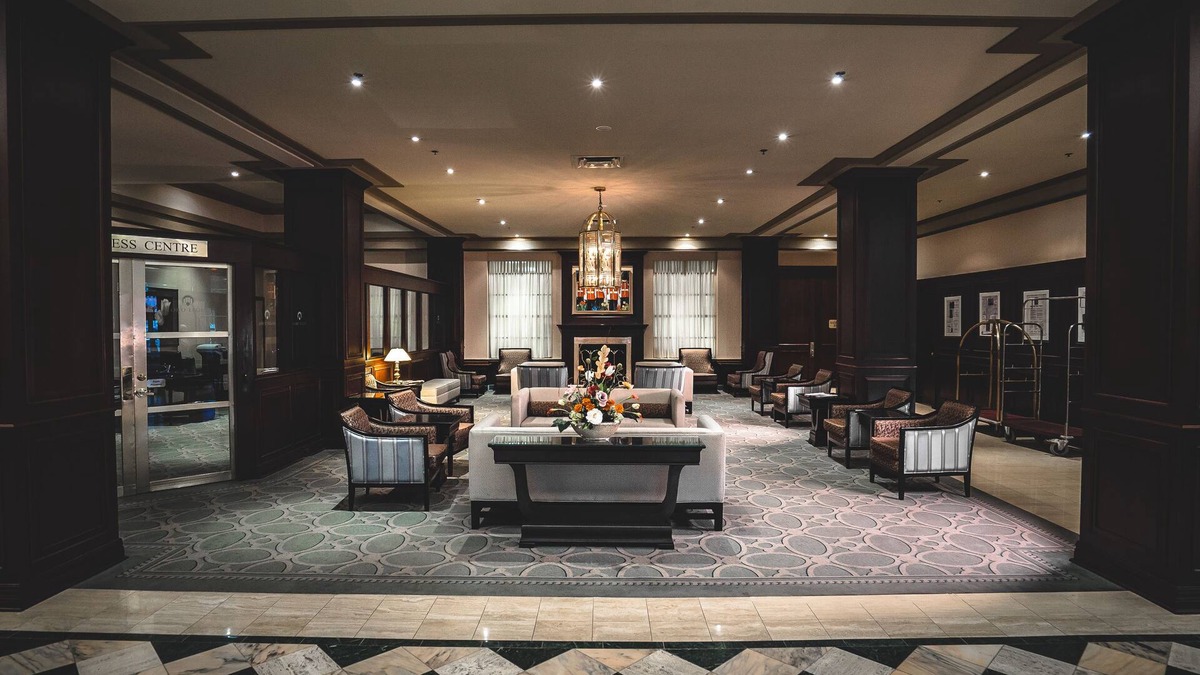 Byward Market - Parliament Hill Hotel | Lord Elgin Hotel