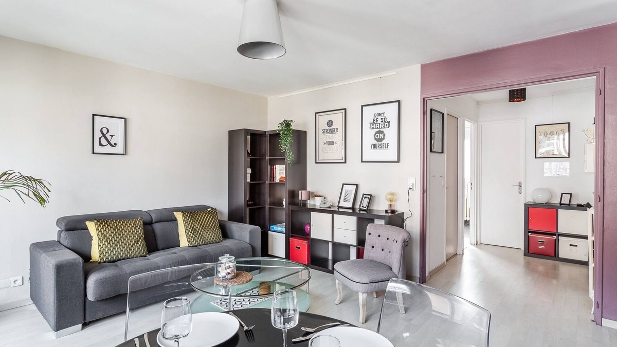 Bourg-l'Eveque Apartment | LORGERIL - appartement 2 chambres proche du Mail