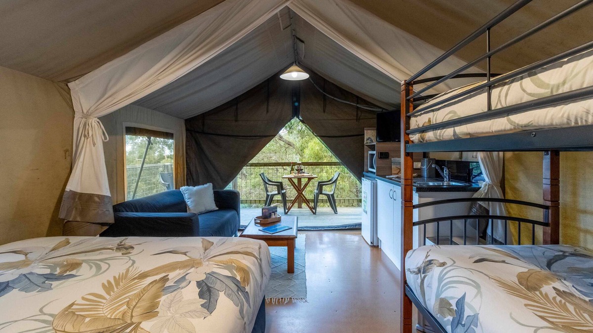 Lorne Cabin | Lorne Bush House Cottages & Eco Retreats