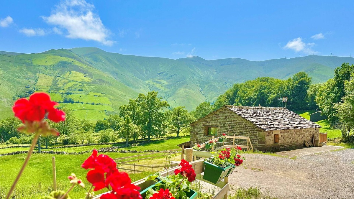 Vega de Pas House | Los Caballos: Your Perfect Cabin