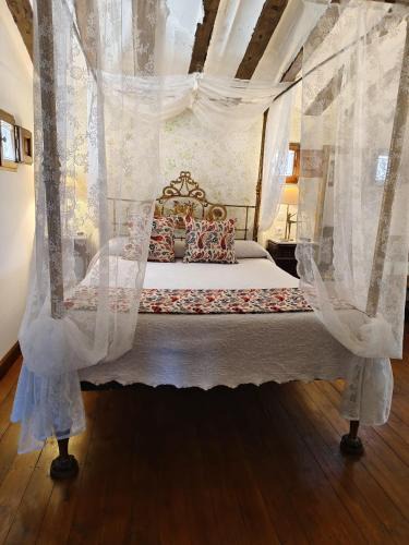 Cuzcurrita de Rio Tiron House | Los Colmenares