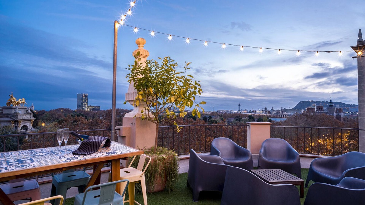 Sant Marti Apartment | LOST GARDEN XL - Strategic location, Top views