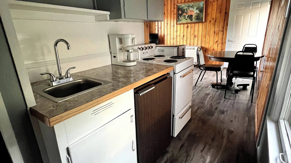 Northeast Hotel | Lost Pines Lodge