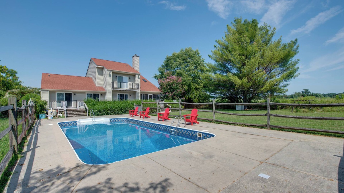 Lottsburg House | Lottsburg House w/ Private Pool + Fireplace