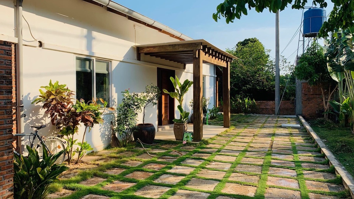 Ham Ninh House | Lotus Home+, Sunrise Villa with Seaview (3BR)