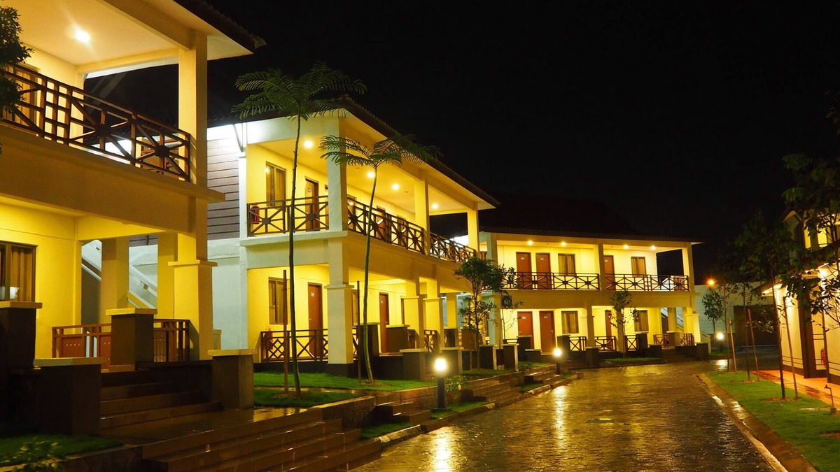 Bandar Penawar Hotel | Lotus Seaview Beach Resort