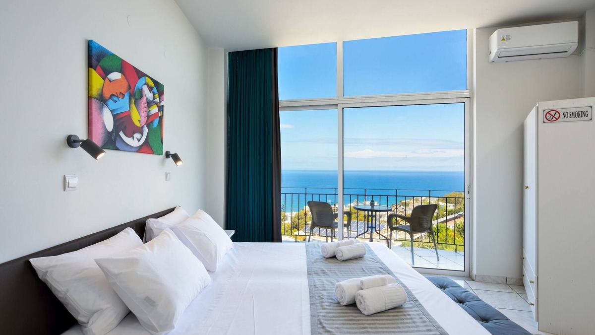 Halepa House | Loucerna Suites Chania