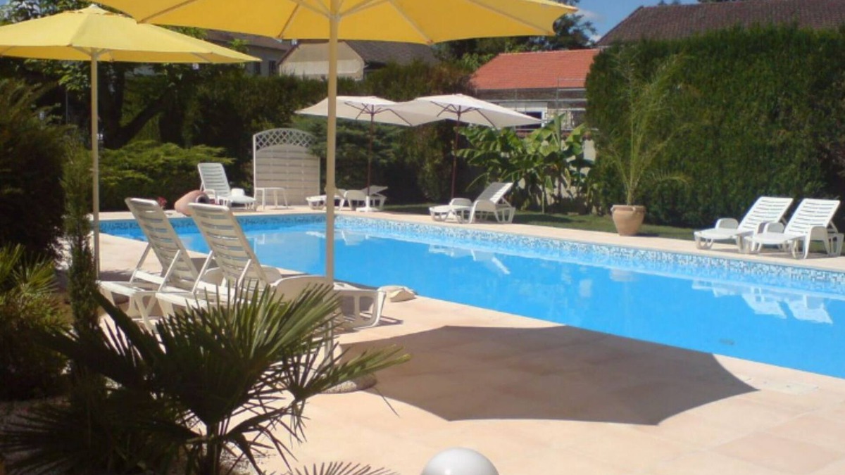 Souillac Apartment | Loue Agréable T2 Avec Piscine 2/4 Pers