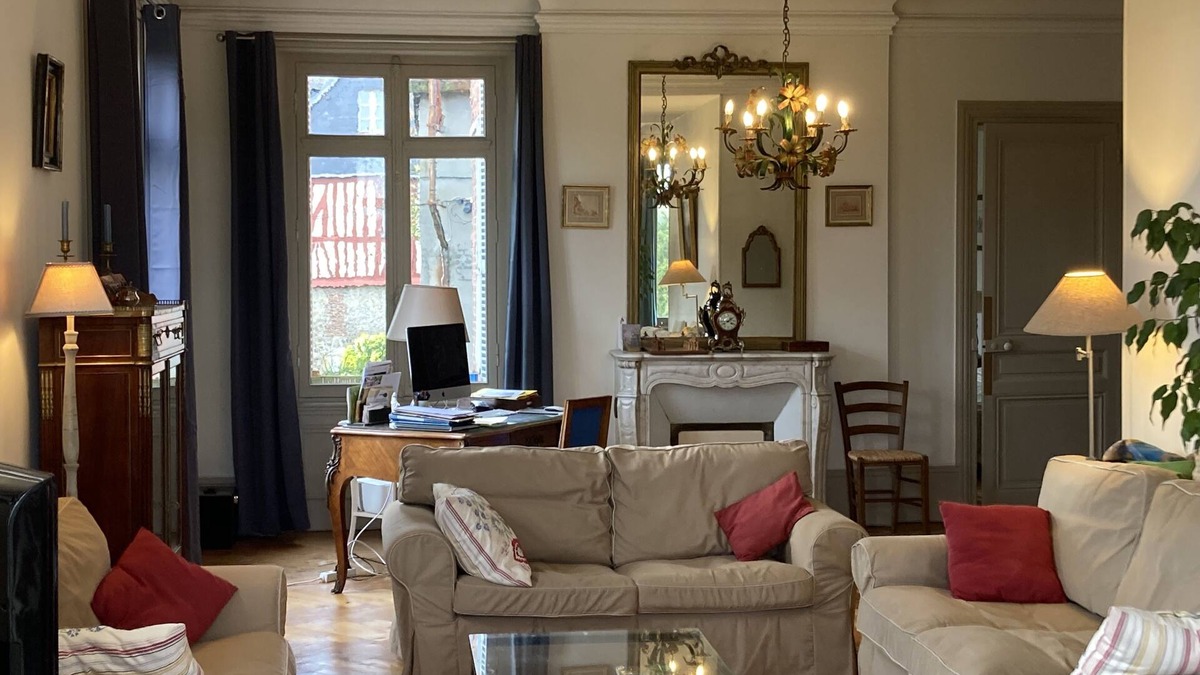 Mont-Saint-Aignan Apartment | Loue Appartement, Proche Gare de Rouen, à 1h15 de Paris, Olympic Games, JO