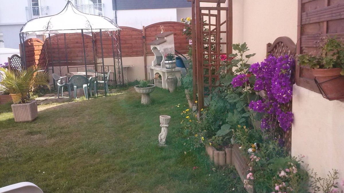 Lanester House | Loue Appartement 58 M² t3 .2chambres .a 30minutes des Plages par bus