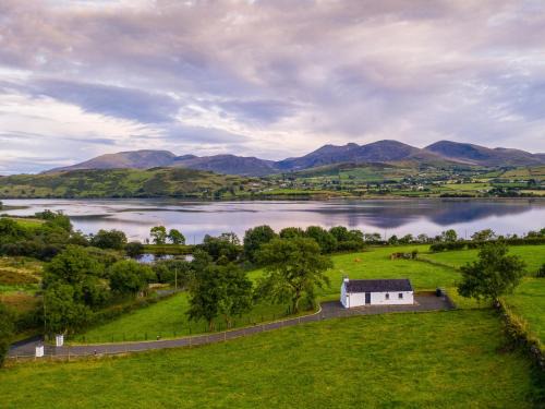 Newry House | Lough Island Reavy Cottage