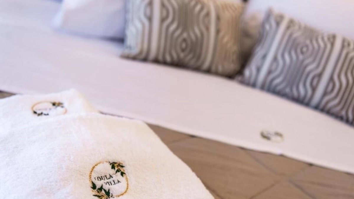 Agia Marina Villa | Loula's Villa