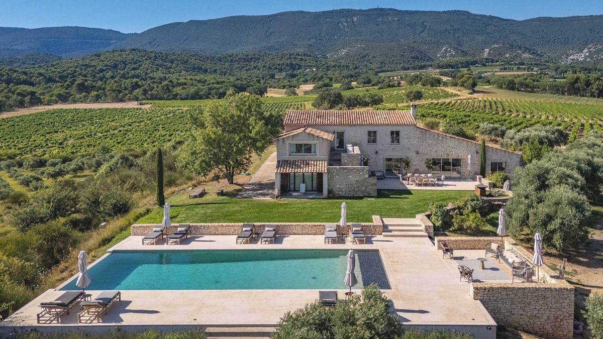 Cabrieres-dʼAigues House | Lourmarin, Htd pool A/C By the"DomainedelaColline"