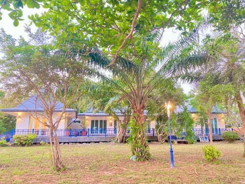 Chumphon Villa | Love at First Sight