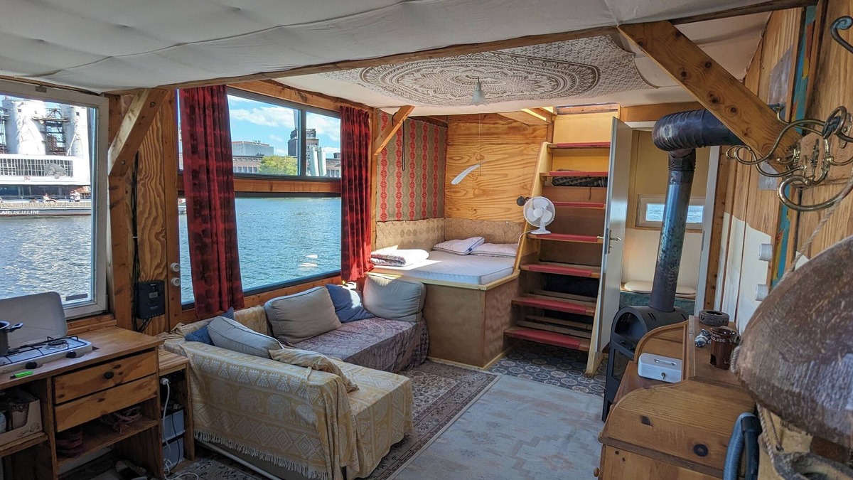 Rummelsburg Boat Rental | Love Boat!