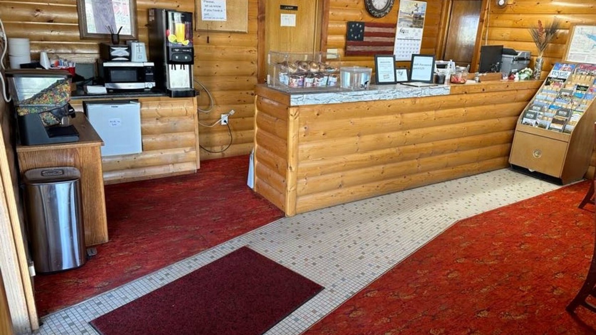 Alma Hotel | Love Hotels Western Holiday by OYO at Harlan Lake NE