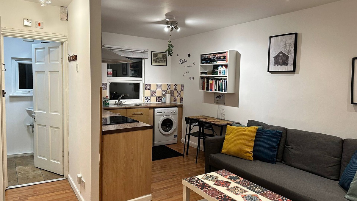 De Beauvoir Apartment | Lovely 1 Bedroom Flat in Haggerston, Close to the station (Windrush Line).