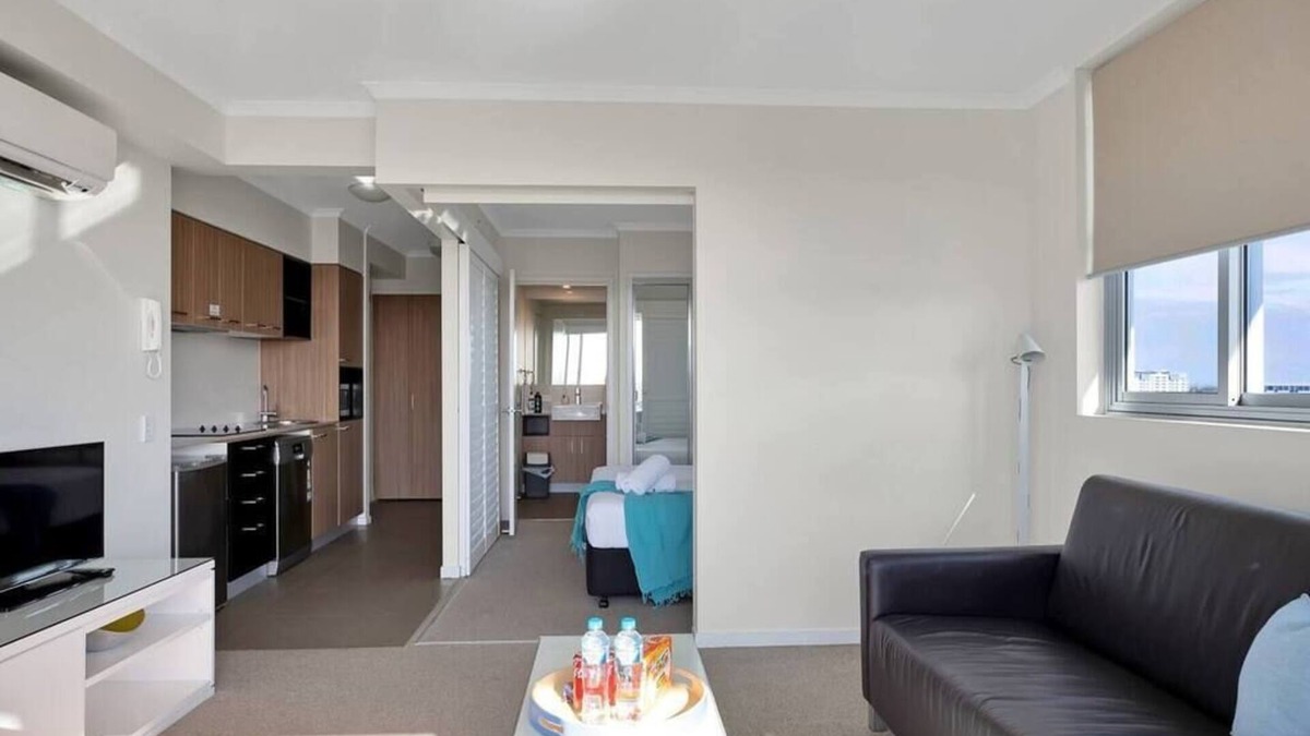 Mackay Apartment | Lovely 1-bedroom in the Heart of Mackay w/Pool