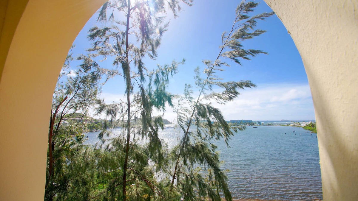 Oyster Pond Apartment | Lovely 2 bedroom Apt with breathtaking view