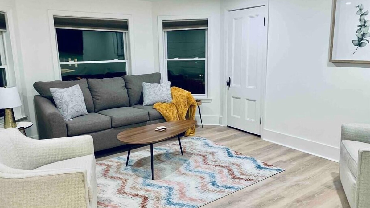 Augusta Apartment | Lovely 2 bedroom apartment in the heart of Augusta
