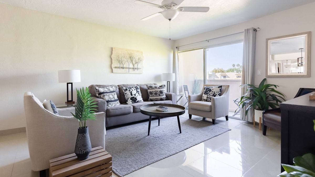 Fashion Square Apartment | Lovely 2 BR Condo | Pools | Covered Parking