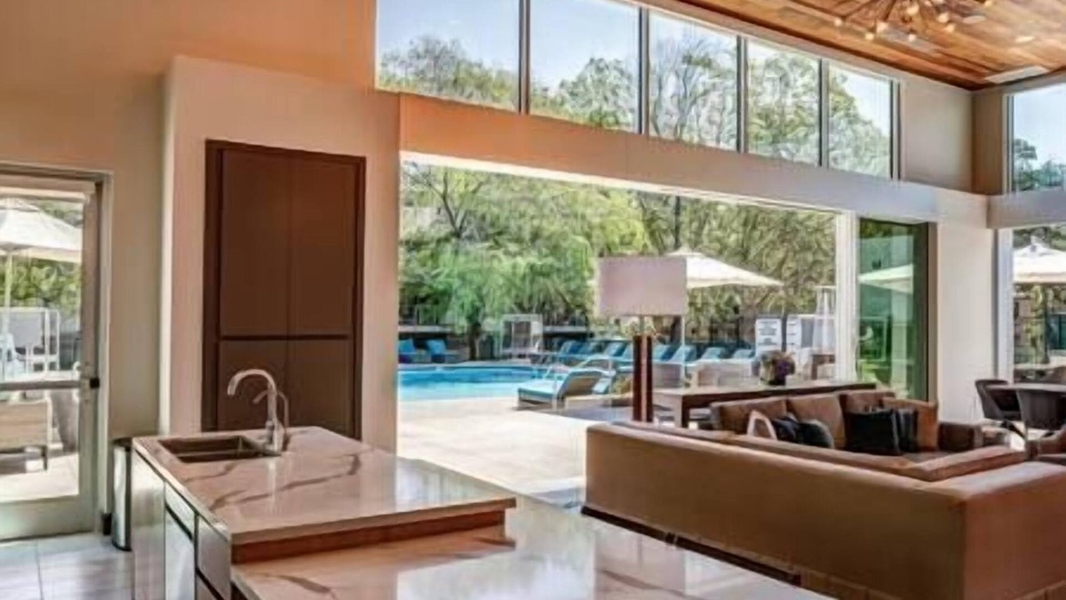 University Heights Apartment | Lovely 2BD Sandhill @ Menlo Park