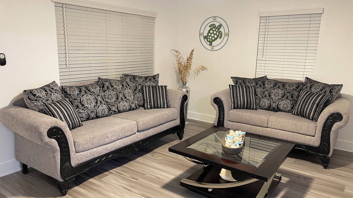 Clewiston Apartment | Lovely #4 apartment “Newly renovated” near Lake Okeechobee and Marina