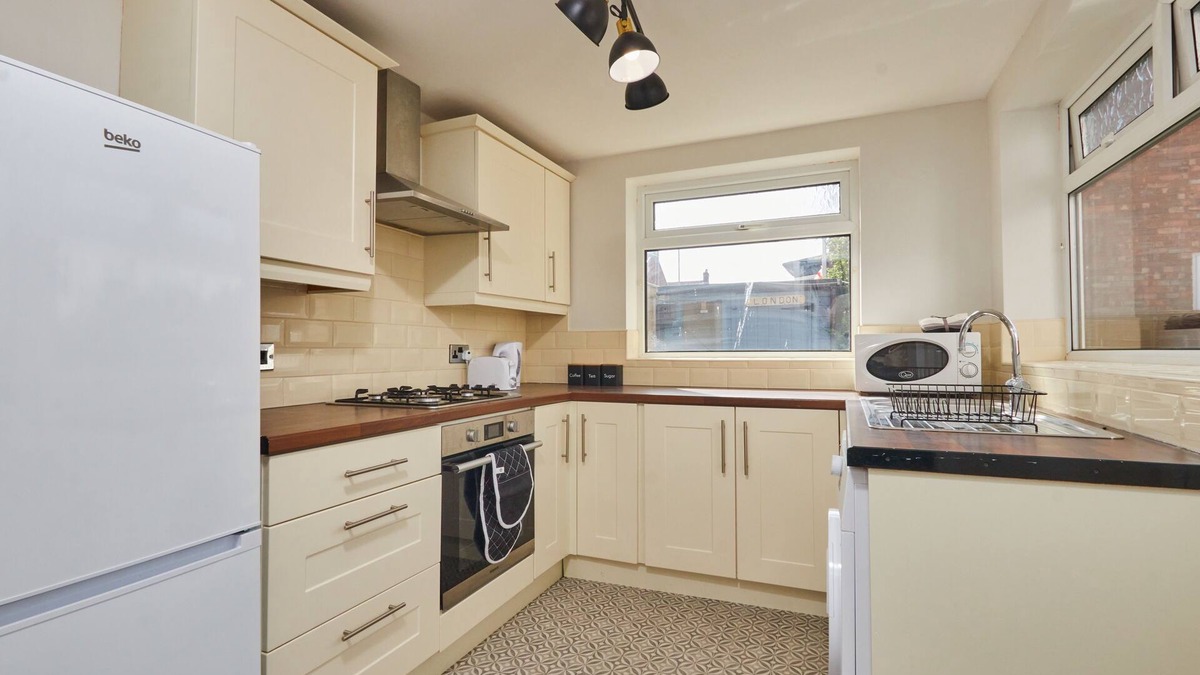 Hartlepool House | Lovely 4-Bedroom House in Hartlepool Neighborhood