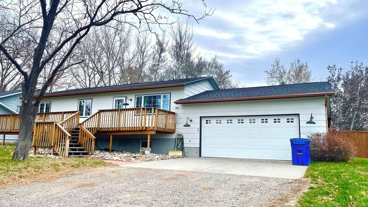 Lockwood House | Lovely 4-bedroom house in Lockwood with large yard and covered patio!