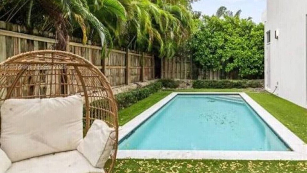 The Roads House | Lovely 5BR home near Brickell