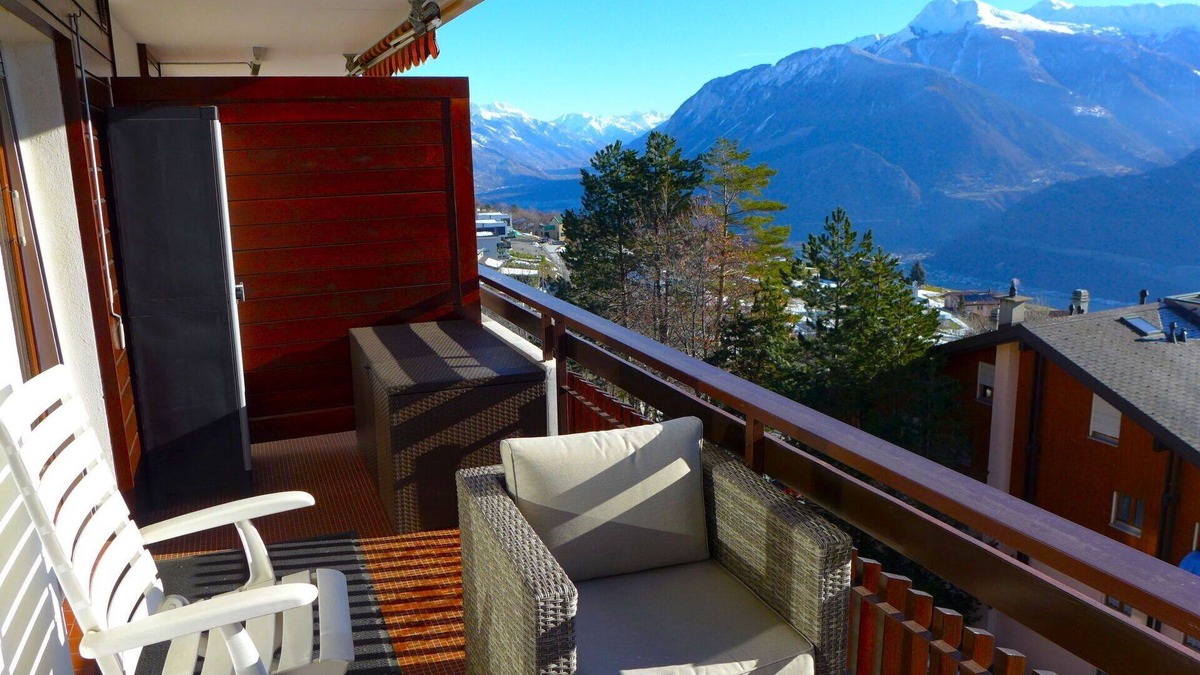 Chermignon Apartment | Lovely apartment for 5 people with WIFI, TV and balcony